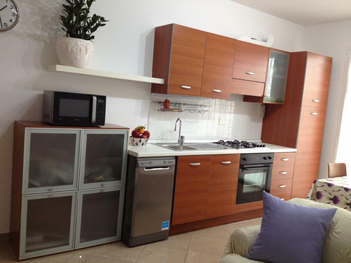 Aloe Beach Apartments, Ombrellone, Parcheggio E Uso Di Biciclette Gratis Римини Экстерьер фото