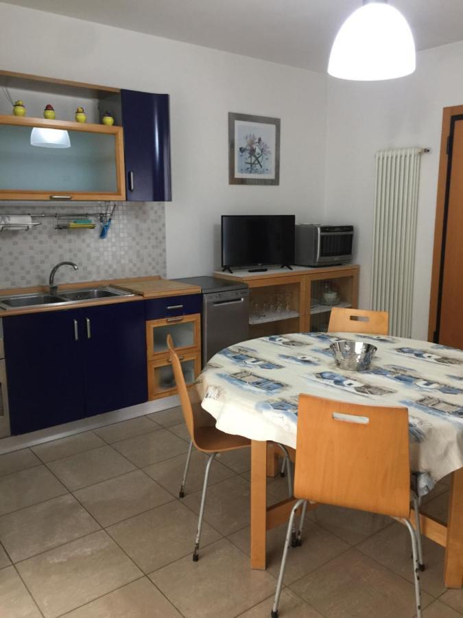 Aloe Beach Apartments, Ombrellone, Parcheggio E Uso Di Biciclette Gratis Римини Экстерьер фото